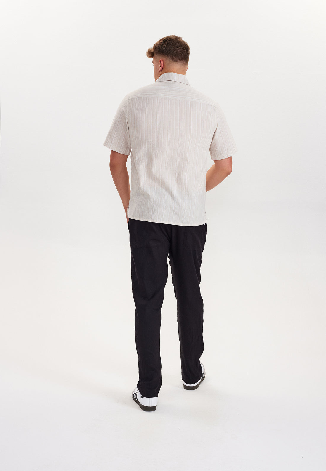 DXNMXRK. DXfady Outlet Beige