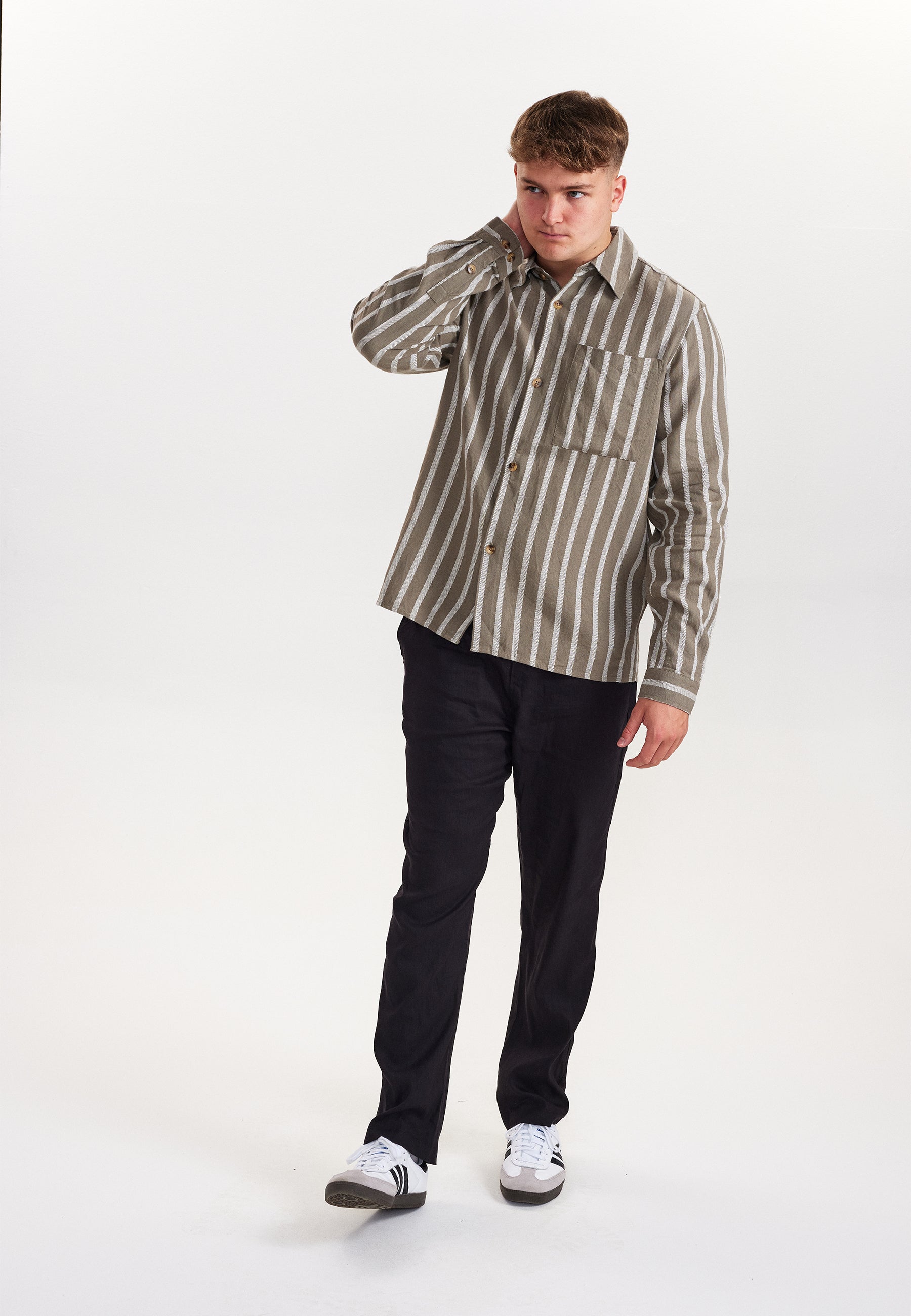 DXNMXRK. DXfargo Outlet Army green