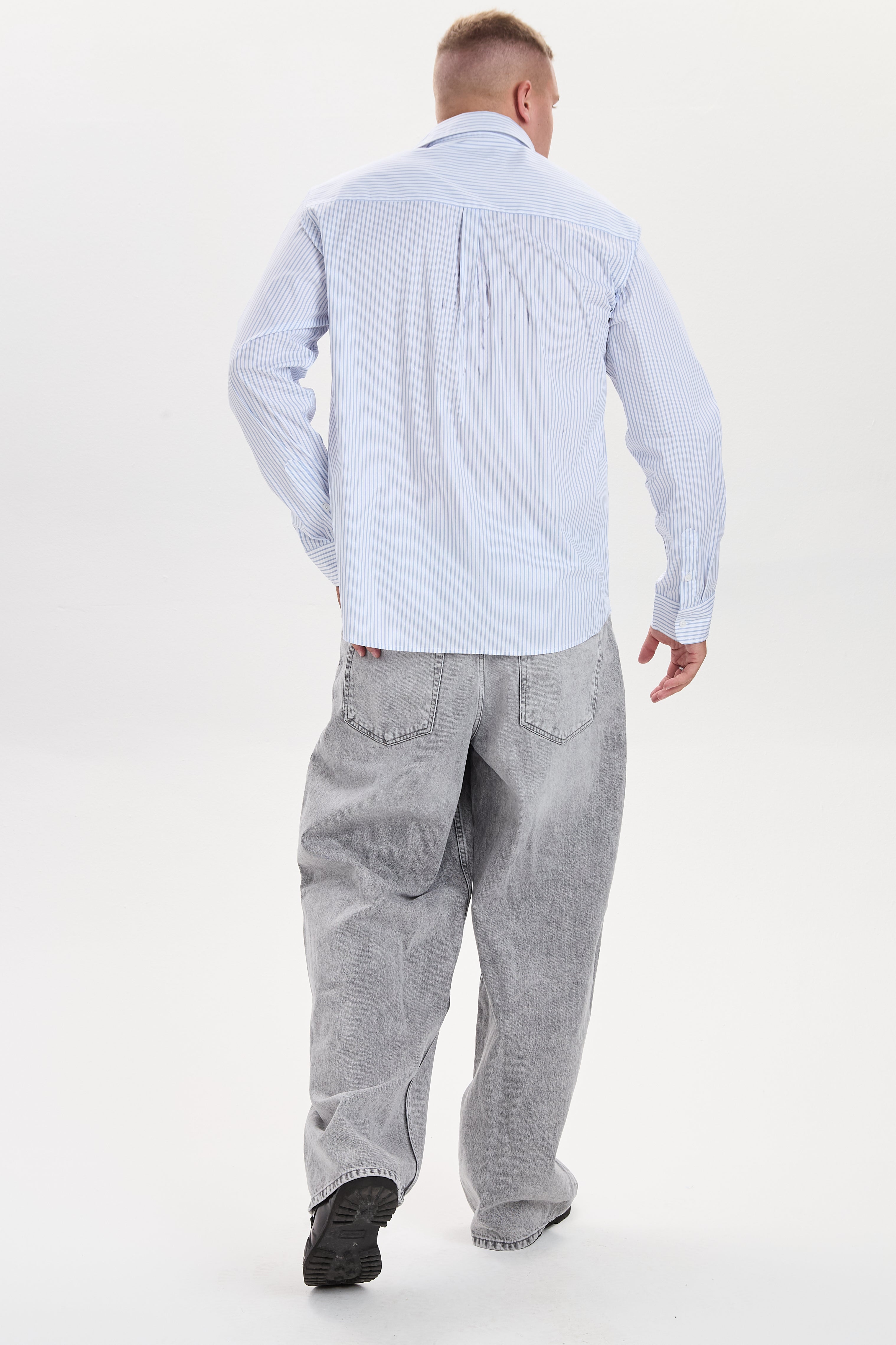 DXHarald Wide Fit Jeans Grey